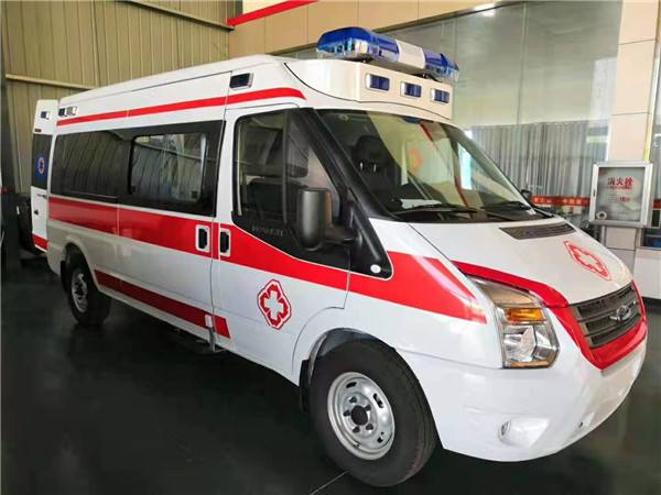 凌云县福特V362救护车